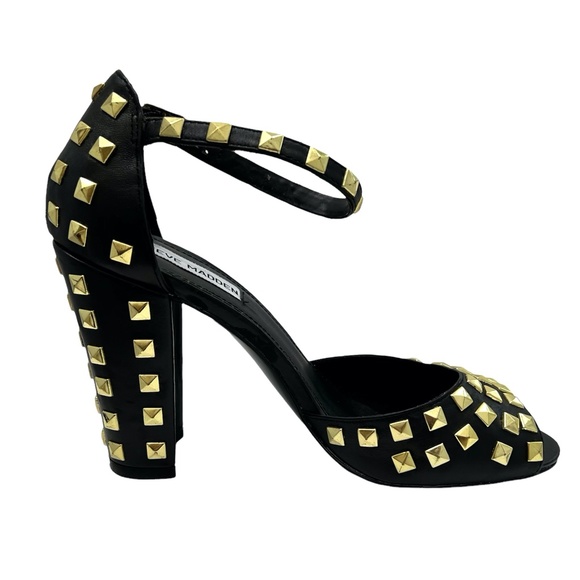STEVE MADDEN "HUNNIE" BLACK ANKLE STRAP OPEN TOE HEELS WITH GOLD STUDS - Picture 11 of 16